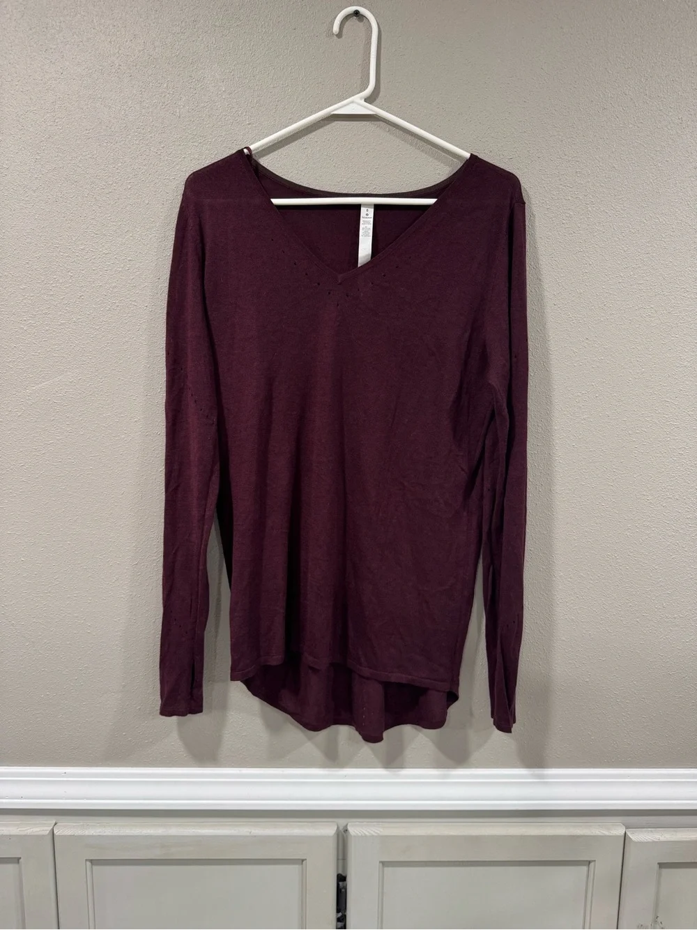 Lululemon Yin Time Long Sleeve V Neck Pullover